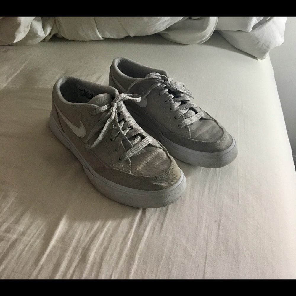 Women’s Nike GTS’16